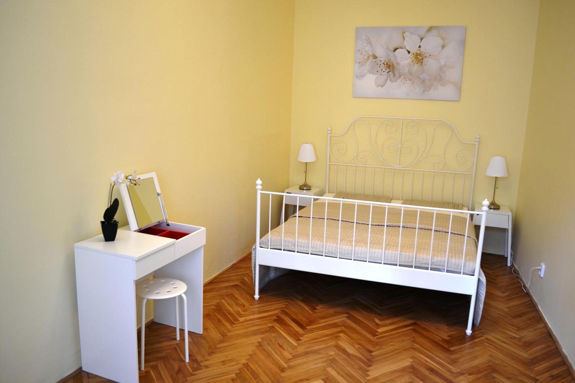 Sunflower 2Bdr Flat By Ruterra Praag Buitenkant foto